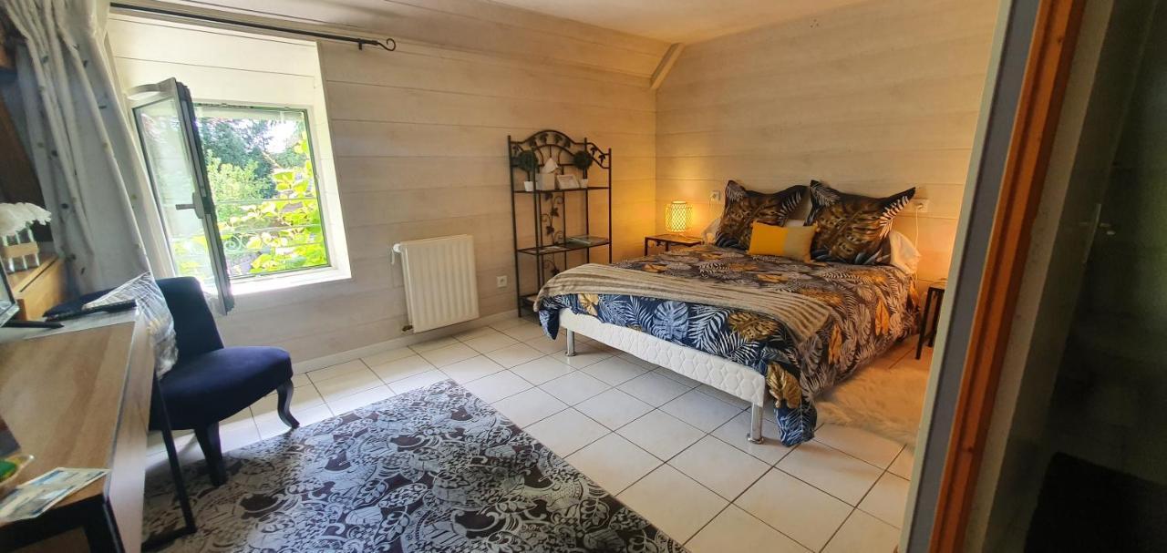 Chambres D'Hotes Avec Piscine Aux Agapanthes De Cromel - Mont Saint Michel Luaran gambar